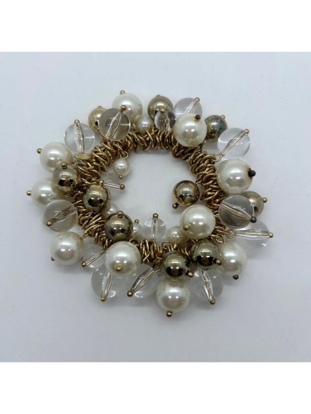 Vintage Gold Tone Cha Cha Stretch Bracelet With Faux Pearl & Clear Acrylic Beads